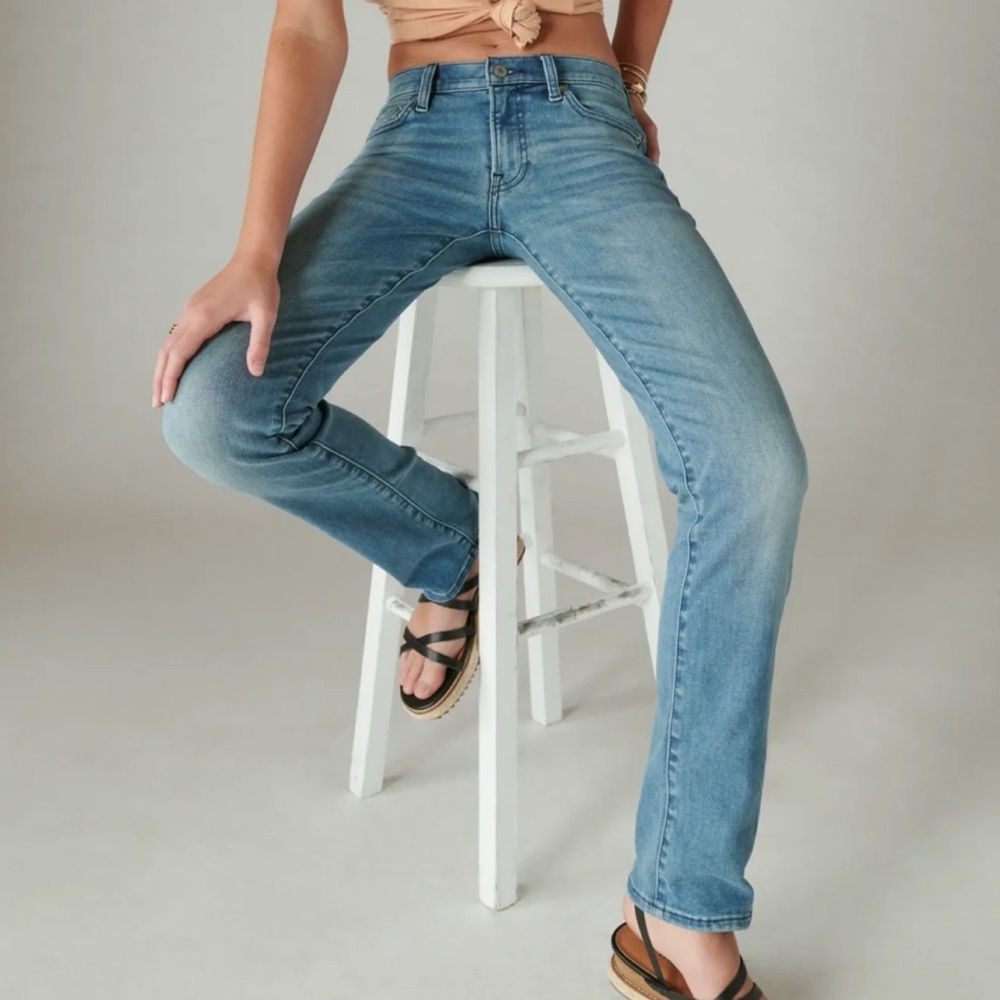 Lucky Brand Sweet Mid Rise Straight Jean